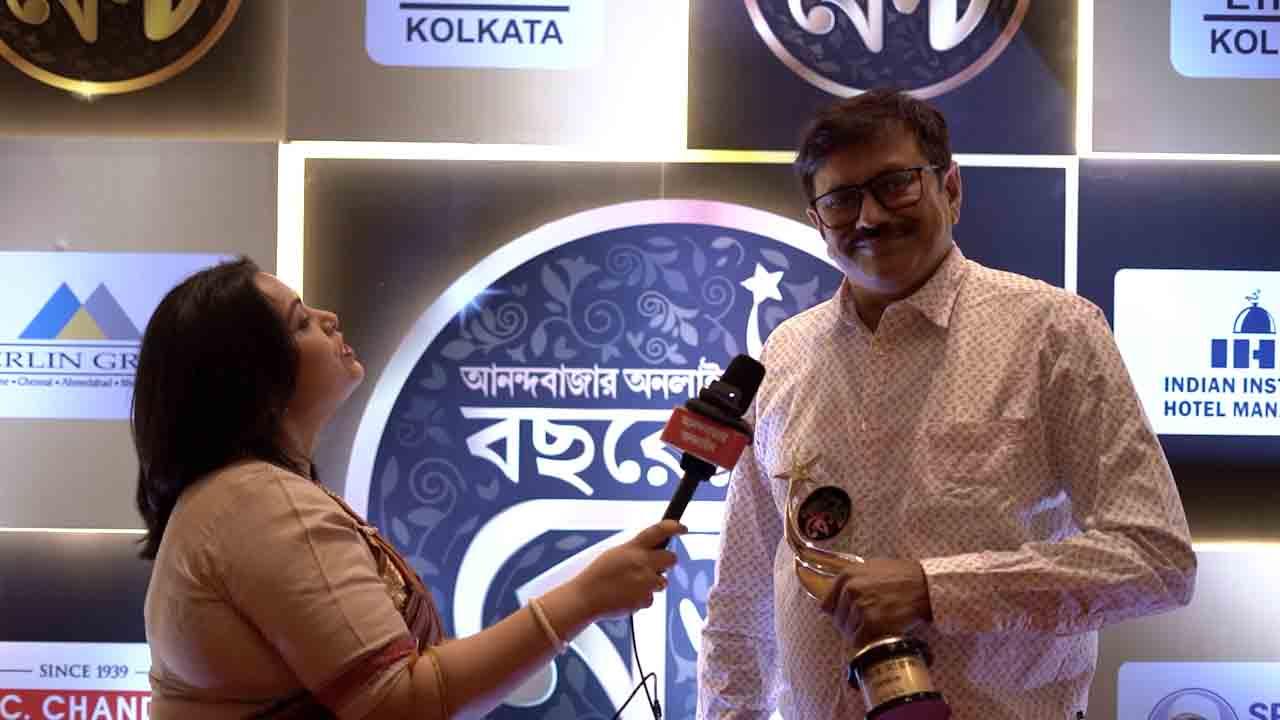 চপ ভেজে স্কুল চালিয়েছেন ঝাড়গ্রামের শিক্ষক তিমির ঘোষ