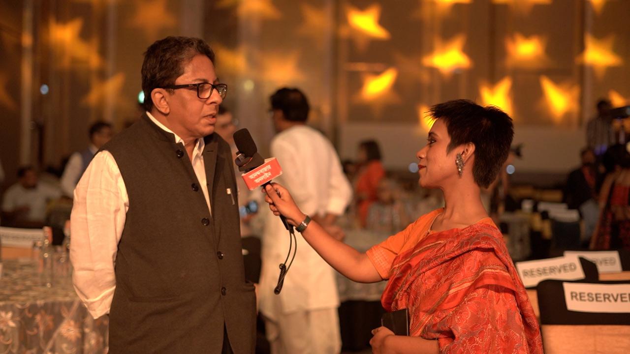 আনন্দবাজার অনলাইনের সঙ্গে আমি ব্যক্তিগত অন্তরঙ্গ সম্পর্ক অনুভব করি: আলাপন বন্দ্যোপাধ্যায়