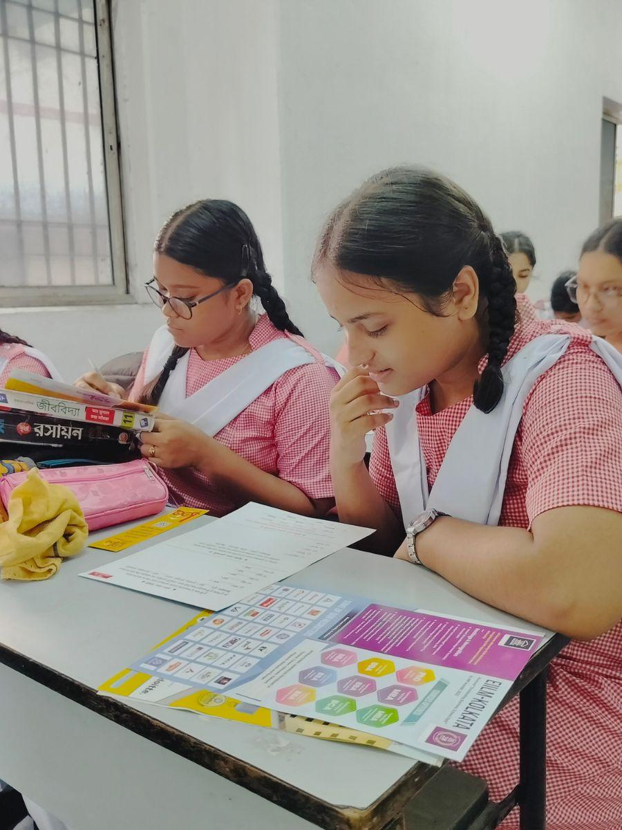 Murlidhar Girls_Students 1