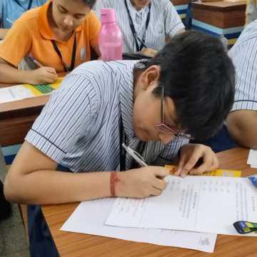 Shri Shikshayatan School